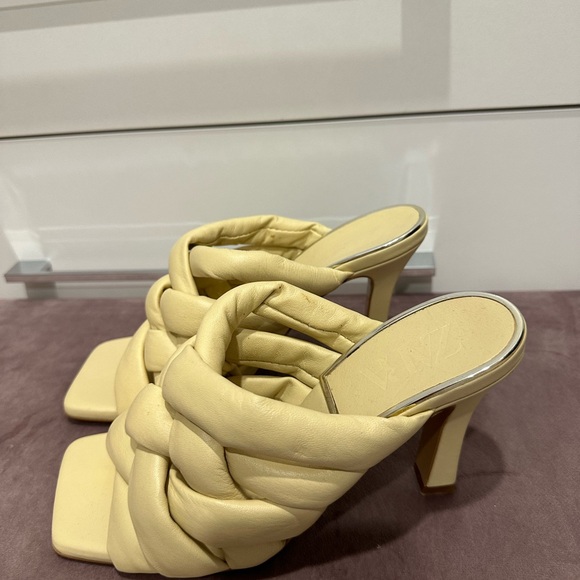 Women sandals Zara leather size 38 - Picture 1 of 6
